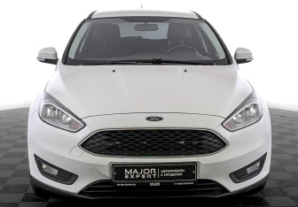 Подержанный автомобиль Ford Focus Hatchback 2018 года (2 фото)