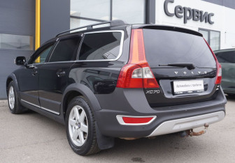 Подержанный автомобиль Volvo XC70 2008 года (7 фото)