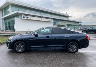 Подержанный автомобиль Kia K5 2020 года (8 фото)