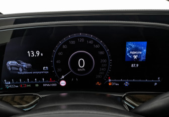 Подержанный автомобиль Cadillac Escalade Suv 2021 года (16 фото)