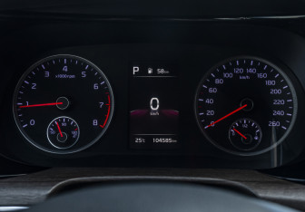 Подержанный автомобиль Kia K5 2020 года (11 фото)