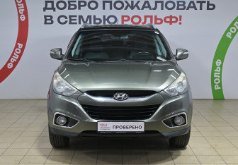 Подержанный автомобиль Hyundai ix35 2010 года (2 фото)