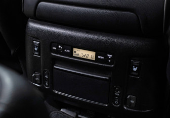 Подержанный автомобиль Infiniti QX80 2018 года (25 фото)