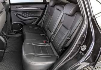 Подержанный автомобиль Haval F7x 2021 года (18 фото)