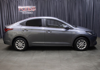 Подержанный автомобиль Hyundai Solaris Sedan 2019 года (4 фото)