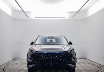 Подержанный автомобиль Omoda C5 2023 года (2 фото)