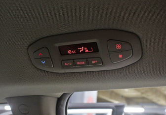 Подержанный автомобиль Kia Carnival 2019 года (25 фото)