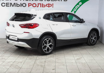Подержанный автомобиль BMW X2 2019 года (4 фото)