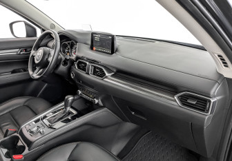 Подержанный автомобиль Mazda CX-5 2021 года (11 фото)