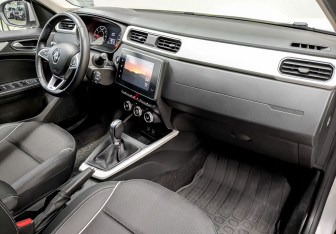 Подержанный автомобиль Renault Arkana 2021 года (11 фото)