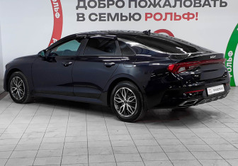 Подержанный автомобиль Kia K5 2021 года (6 фото)