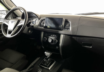 Подержанный автомобиль УАЗ Patriot 2021 года (9 фото)