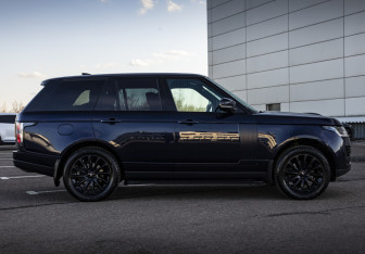 Подержанный автомобиль Land Rover Range Rover 2018 года (5 фото)
