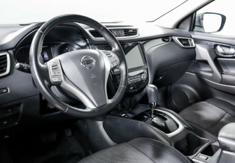 Подержанный автомобиль Nissan Qashqai 2018 года (9 фото)