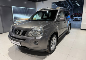 Подержанный автомобиль Nissan X-Trail 2008 года (1 фото)