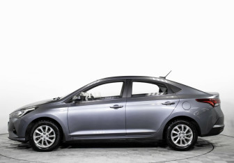 Подержанный автомобиль Hyundai Solaris Sedan 2021 года (3 фото)