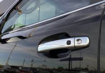 Подержанный автомобиль Lexus LX 2015 года (12 фото)