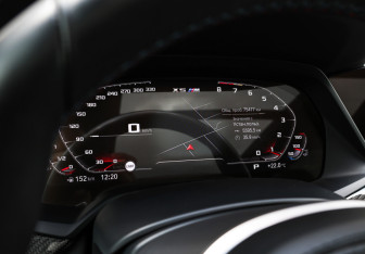 Подержанный автомобиль BMW X5 M 2021 года (14 фото)