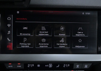 Подержанный автомобиль Audi A3 Sedan 2021 года (19 фото)
