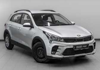 Подержанный автомобиль Kia Rio Hatchback 2021 года (3 фото)