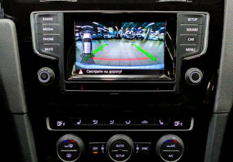 Подержанный автомобиль Volkswagen Golf Hatchback 2014 года (24 фото)