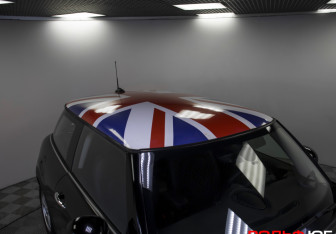 Подержанный автомобиль MINI Hatch 2019 года (25 фото)