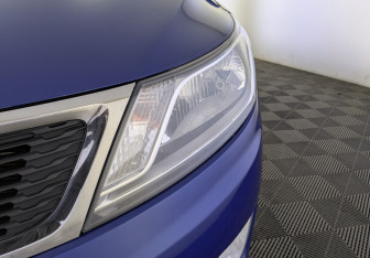 Подержанный автомобиль Kia Rio Sedan 2013 года (11 фото)