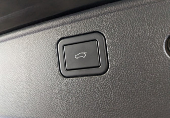 Подержанный автомобиль Haval Dargo 2023 года (10 фото)