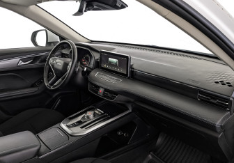 Подержанный автомобиль Haval Jolion 2023 года (11 фото)