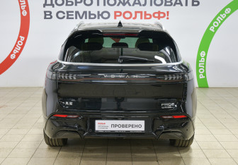 Подержанный автомобиль Voyah Free 2023 года (5 фото)