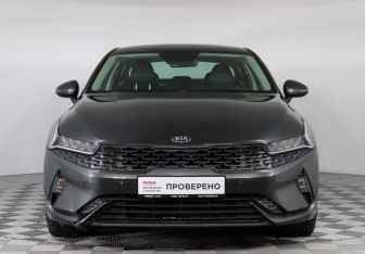 Подержанный автомобиль Kia K5 2021 года (2 фото)