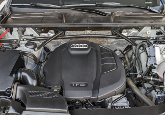 Подержанный автомобиль Audi Q5 2019 года (9 фото)