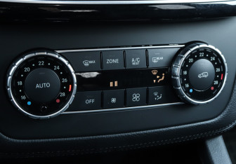 Подержанный автомобиль Mercedes-Benz GLE 2018 года (14 фото)