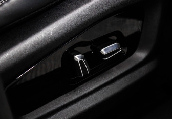 Подержанный автомобиль Jaecoo J7 2023 года (19 фото)