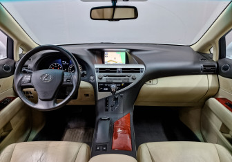 Подержанный автомобиль Lexus RX 2012 года (14 фото)