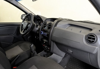 Подержанный автомобиль LADA (ВАЗ) Largus Wagon 2025 года (11 фото)