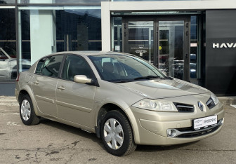 Подержанный автомобиль Renault Megane Sedan 2008 года (3 фото)