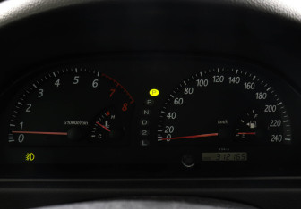 Подержанный автомобиль Toyota Camry Sedan 2004 года (7 фото)