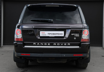 Подержанный автомобиль Land Rover Range Rover Sport 2011 года (5 фото)