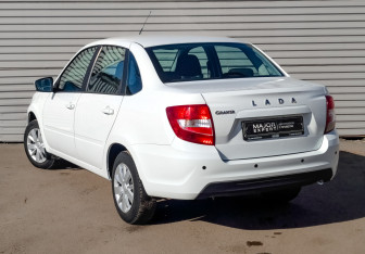 Подержанный автомобиль LADA (ВАЗ) Granta Sedan 2023 года (7 фото)
