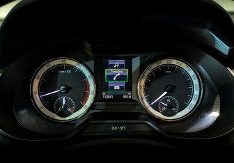 Подержанный автомобиль Skoda Octavia Liftback 2018 года (13 фото)