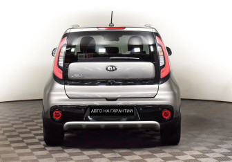 Подержанный автомобиль Kia Soul 2017 года (6 фото)