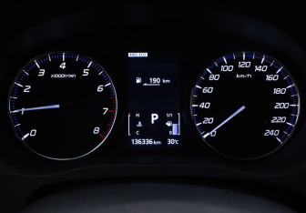 Подержанный автомобиль Mitsubishi Outlander 2013 года (11 фото)