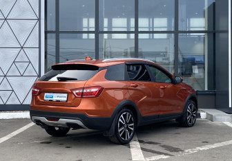 Подержанный автомобиль LADA (ВАЗ) Vesta Wagon 2018 года (5 фото)