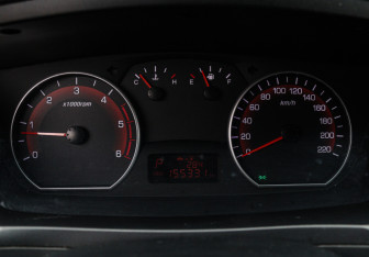 Подержанный автомобиль SsangYong Actyon Sports 2012 года (18 фото)