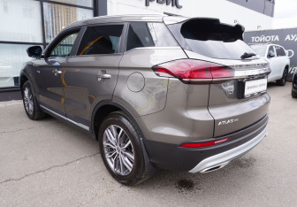 Подержанный автомобиль Geely Atlas Pro 2023 года (7 фото)