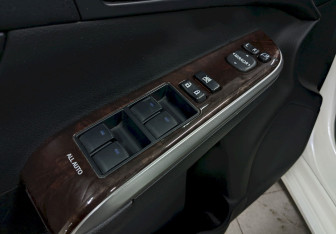 Подержанный автомобиль Toyota Camry Sedan 2015 года (12 фото)