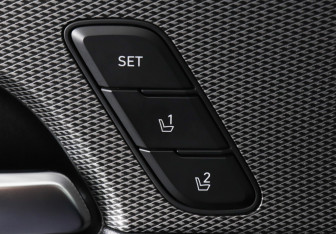 Подержанный автомобиль Hyundai Santa Fe 2019 года (15 фото)