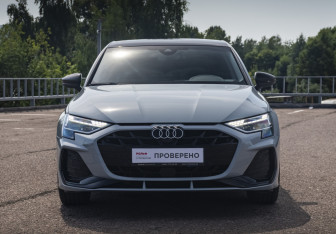 Подержанный автомобиль Audi A3 Sedan 2025 года (4 фото)