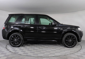 Подержанный автомобиль Land Rover Freelander 2014 года (4 фото)